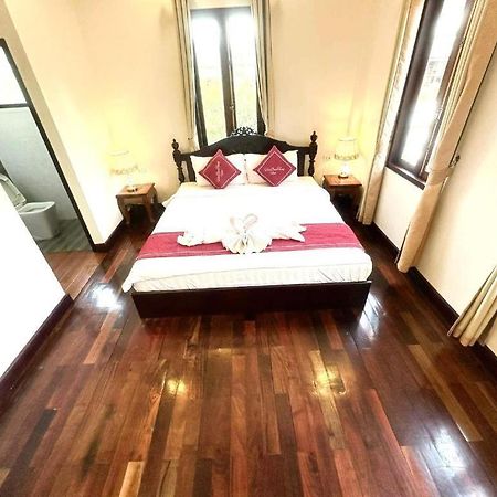 לואנג פרבאנג Villa Bouathong Hotels מראה חיצוני תמונה