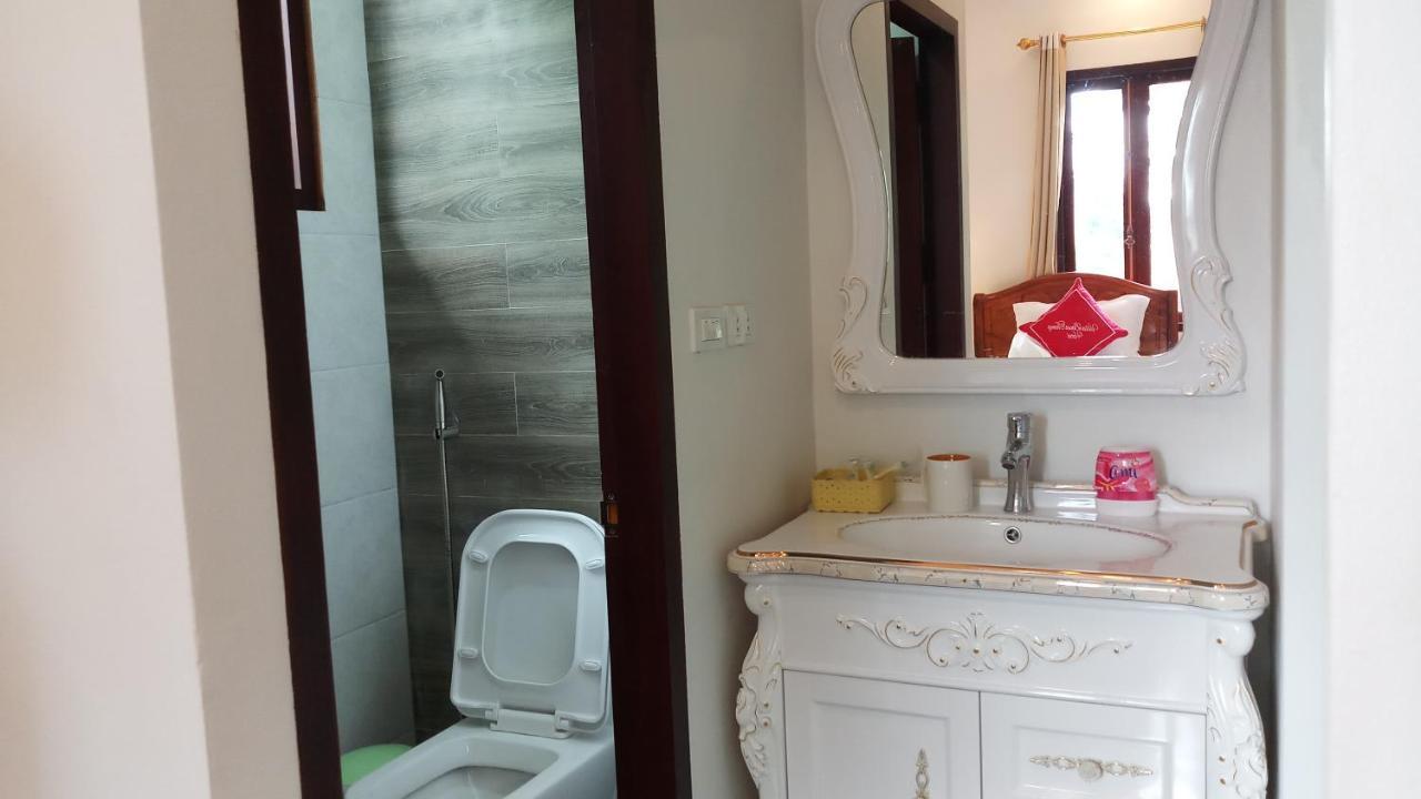 לואנג פרבאנג Villa Bouathong Hotels מראה חיצוני תמונה