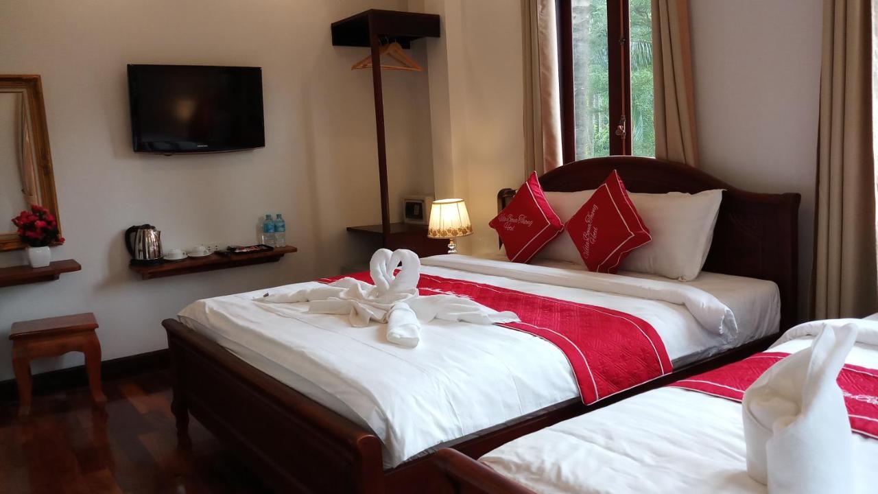 לואנג פרבאנג Villa Bouathong Hotels מראה חיצוני תמונה