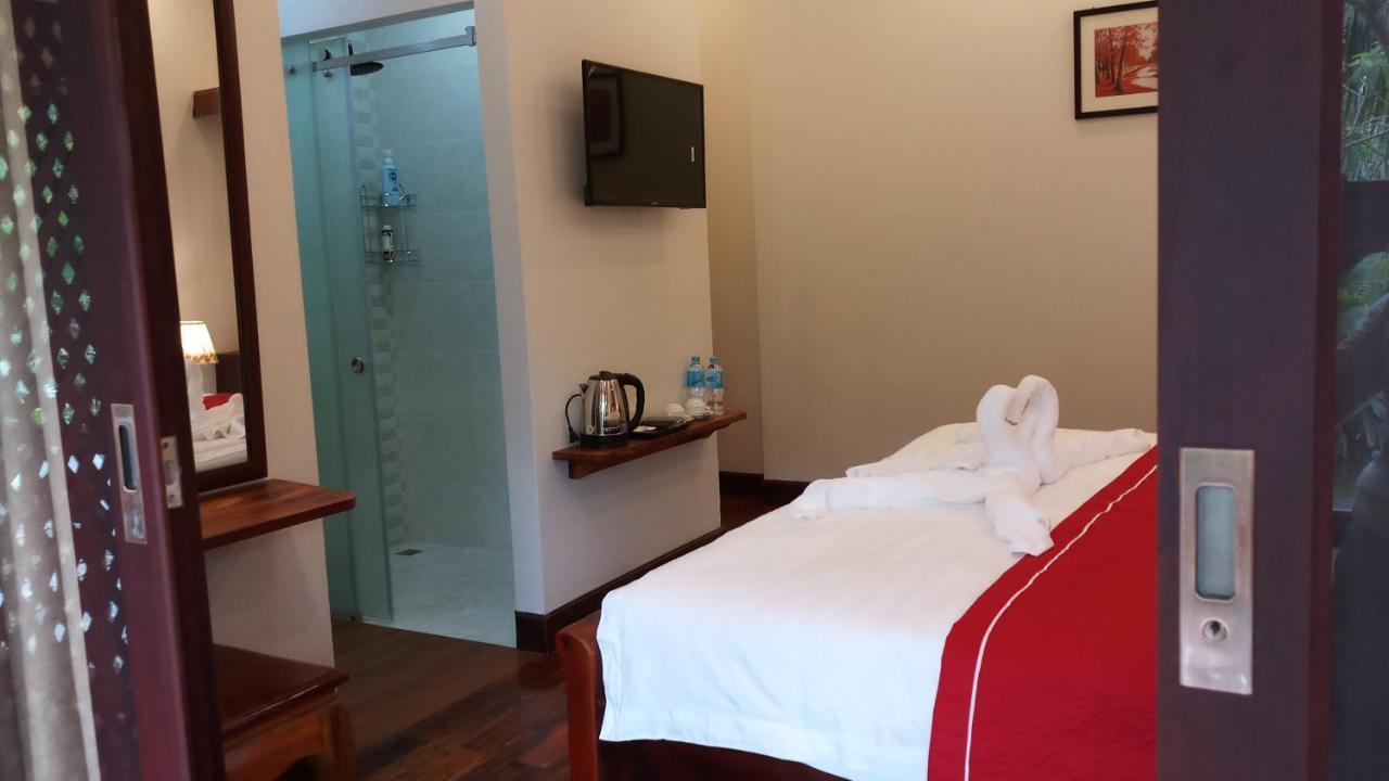 לואנג פרבאנג Villa Bouathong Hotels מראה חיצוני תמונה